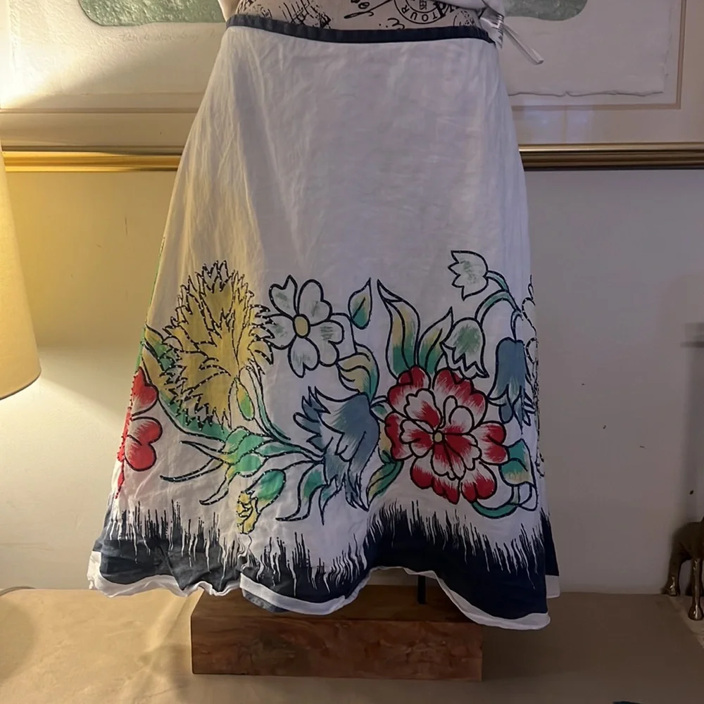 DKNY beaded flower skirt - Picture 5 of 5